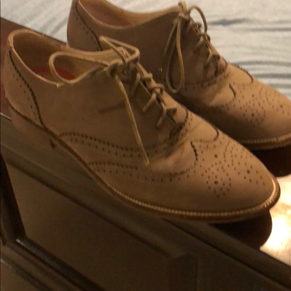 Boden shoes. Worn twice. Good condition - Picture 2 of 4